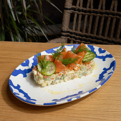 Оливье с слобосоленой форелью в Lali по цене 780 ₽