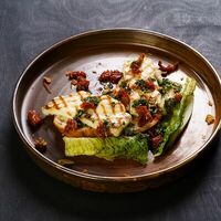 Сыр халлуми на гриле в Гриль-бар Балкон