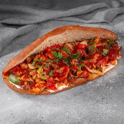 Донер Ржаной с курицей в КОМБИНАТ шаурма и стритфуд по цене 368 ₽