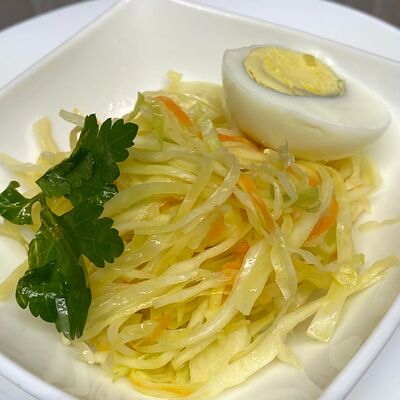 Салат из капусты с яйцом в КафеПельмешкин дворик по цене 120 ₽