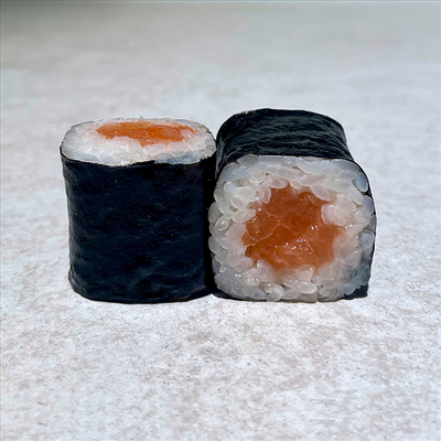 Ролл с лососем в Risoy по цене 510 ₽