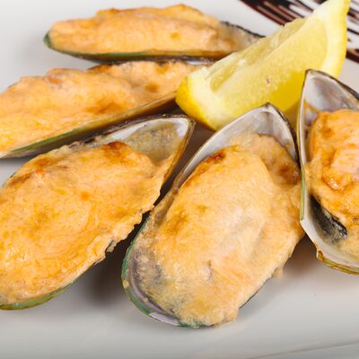 Мидии под сырной корочкой в Мансарда по цене 800 ₽