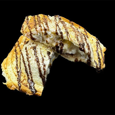 Сэндвич с бананом и апельсином в Kaikan по цене 240 ₽