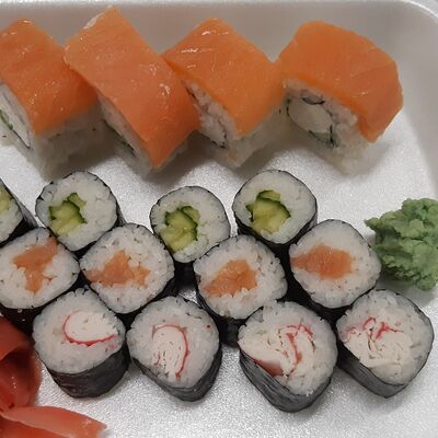 Сет Sushi лайт в Авокадо Store по цене 420 ₽