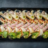 Канапе ассорти в Golfcatering