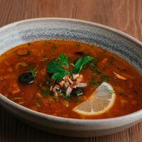 Солянка с копченостями в БлиновЪ