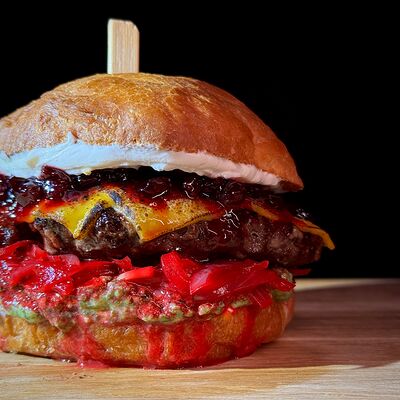 Бургер Скандинавский в Red Rocket Bar по цене 740 ₽