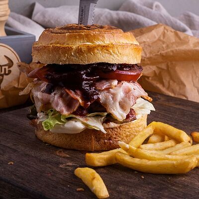 Биг мама бургер в Булл Вар по цене 1090 ₽