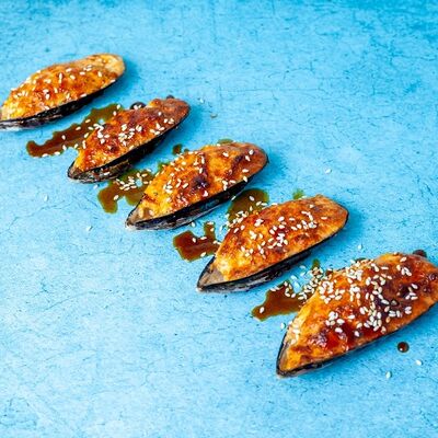 Мидии ракушки в Sushi Guru по цене 799 ₽