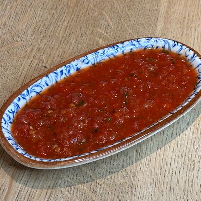 Шашлычки соусв DVOR гриль-бистро по цене 100 ₽