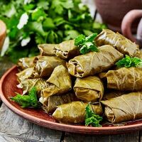 Долма из винoградных листьев в Сим-Сим