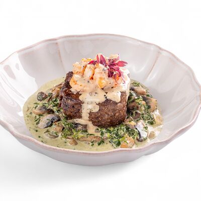 Филе миньон с креветками и грибами в Ginza по цене 10950 ₸