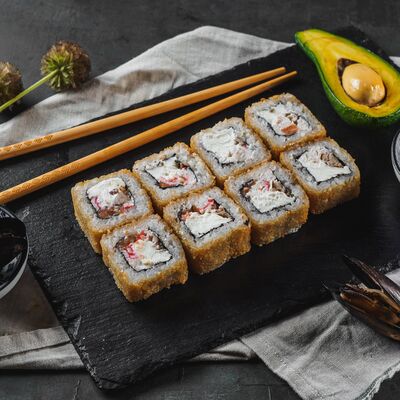 Горячий ролл Маки в Maki Family по цене 349