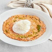 Пшенная каша с копченой грудинкой, пармезаном и яйцом пашот в Кофейня Пенка