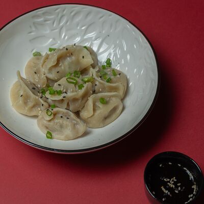 Гедза с бараниной в Ики изакая по цене 520 ₽