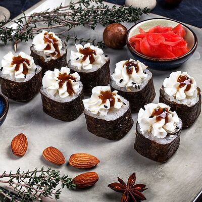 Ролл Крем-сыр с угрем в Дом роллов по цене 221 ₽