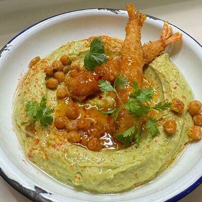 Хумус с гуакамоле и креветкамив Easy Hummus по цене 470 ₽