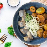 Сельдь с луком и картошкой бейби в Старый Амбар