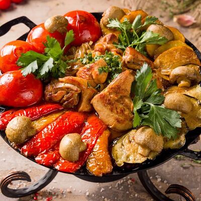 Садж из свинины в Шашлык Хауз по цене 1600 ₽