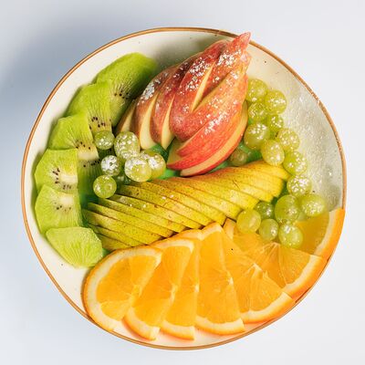 Фруктовая тарелка в Семейный ресторан Tiki&Taki по цене 500 ₽