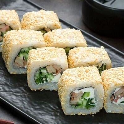 Ролл Сливочный кальмар в Fish Roll по цене 1270 ₽