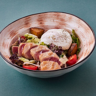 Салат Нисуаз с тунцом в Нектарин по цене 670 ₽