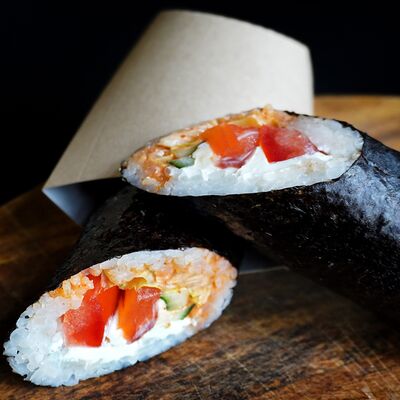 Шауролл с лососем в Rollup по цене 550 ₽