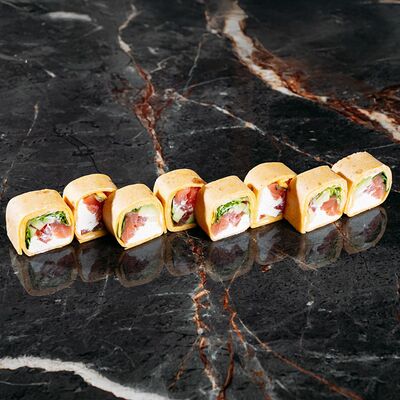 Тортилья с копченым лососем в 4Yoou по цене 594 ₽