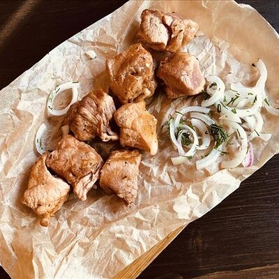 Шашлык из свиного окорока в Дача по цене 310 ₽