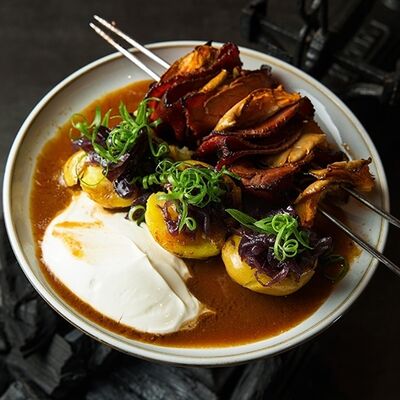 Пастрами на гриле с вешенками в Потроха по цене 919 ₽