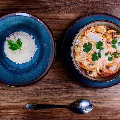 Суп Том ям с креветками в Urban по цене 490 ₽