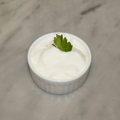 Сметана домашняя фермерская в Халяль по цене 50 ₽