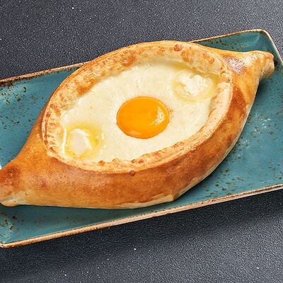 Хачапури по-аджарски в Lafa Lounge по цене 660 ₽