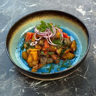 Жаркое из говядины в Flamin по цене 1140 ₽