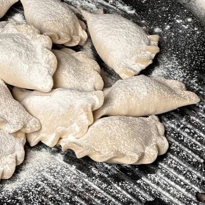 Вареники с картофелемв Urartu по цене 400 ₽