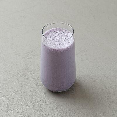 Черничный шейк в Диккенс по цене 390 ₽