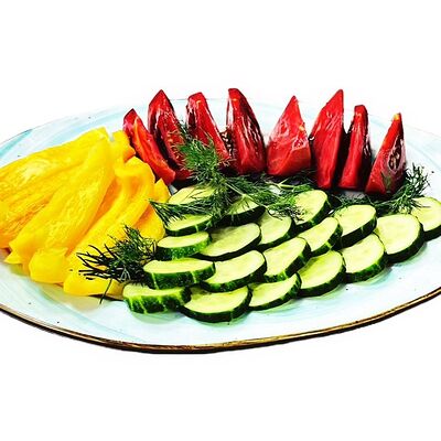 Ассорти овощное в Sen Tropez по цене 350 ₽