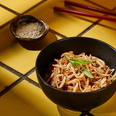 Маринованные ростки сои (салатная закуска) в Bao по цене 330 ₽