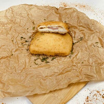 Кордон Блю 1 шт. в Кусок Мяса по цене 350 ₽