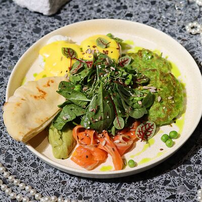 Большой завтрак с лососемв Sweetheart по цене 870 ₽