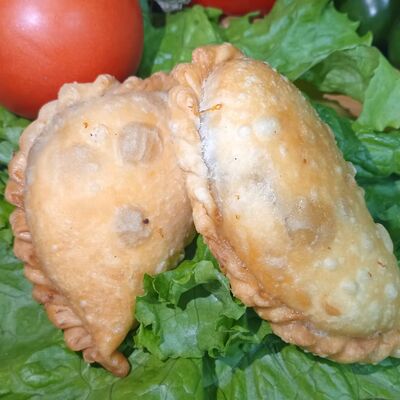 Хушууры овощные 2 шт. в Марсель по цене 300 ₽