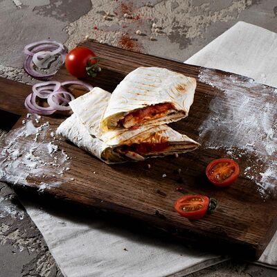 Шаурма с курицей в Злаки маки по цене 230 ₽