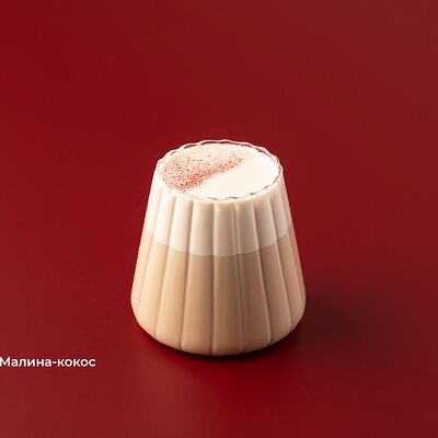 Раф малина-кокос в Coffee Like по цене 530 ₽