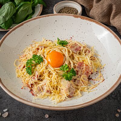 Спагетти Карбонарав Поляна по цене 750 ₽