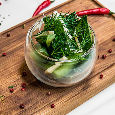 Огурцы малой соли с хреном и разнотравьем в Абрамовъ по цене 420 ₽