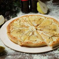 Пицца Груша-горгондзола в Шеф Пушкин