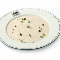 Телятина с соусом из атлантического тунца в Stroganoff Steak House