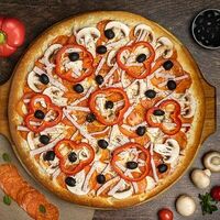 Ром на тонком тесте в E La Mia Pizza