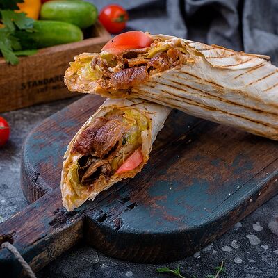 Мегашаурма Микс с телятиной и ягненком в лаваше в Сахара по цене 1495 ₽