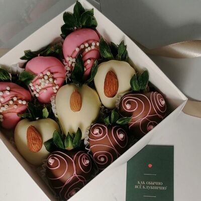 Клубника в шоколаде набор №2 в Klubnichno по цене 2270 ₽